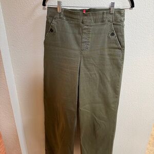 Spanx Stretch Twill High Rise Wide Leg Cropped pants in Olive Green